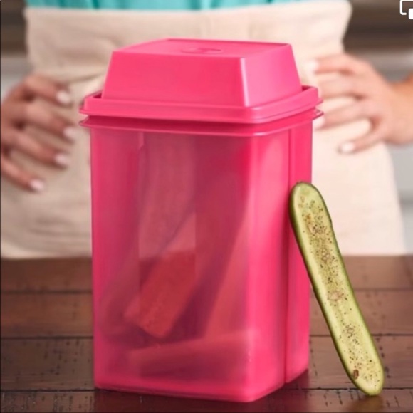 Tupperware Kitchen Tupperware Pick A Deli Container Poshmark